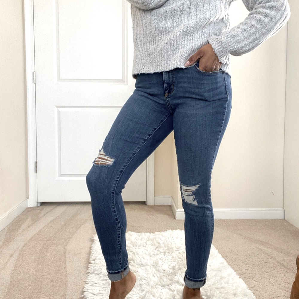 Hi Rise Skinny Jeans